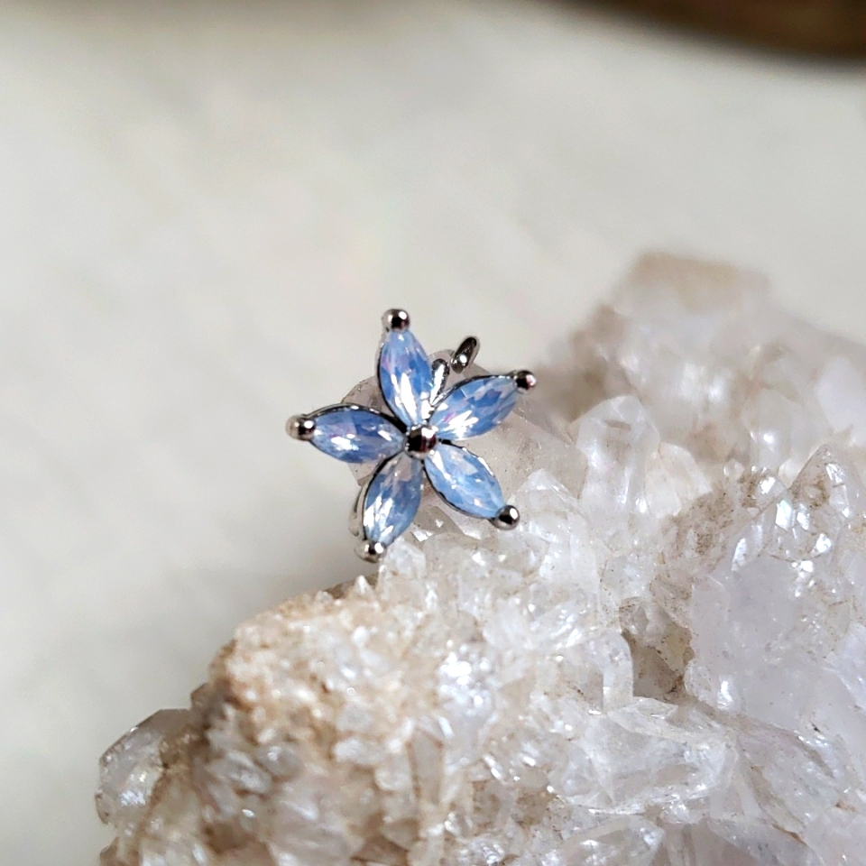 Body Candy Large Opalescent Crystal Flower Nose Ring